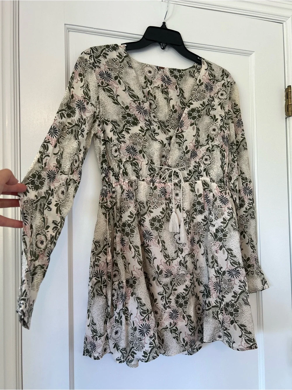 FREE PEOPLE Stealing Fire Mini Dress In Ivory Green Combo floral boho Sz S